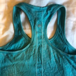 Lululemon swiftly tech tank top size 4